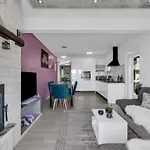 Glow Apartment