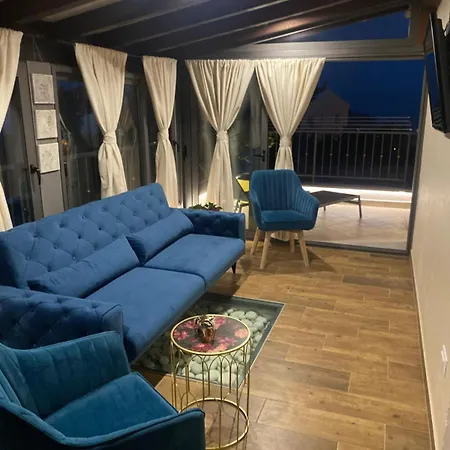 Апартаменты Glow *